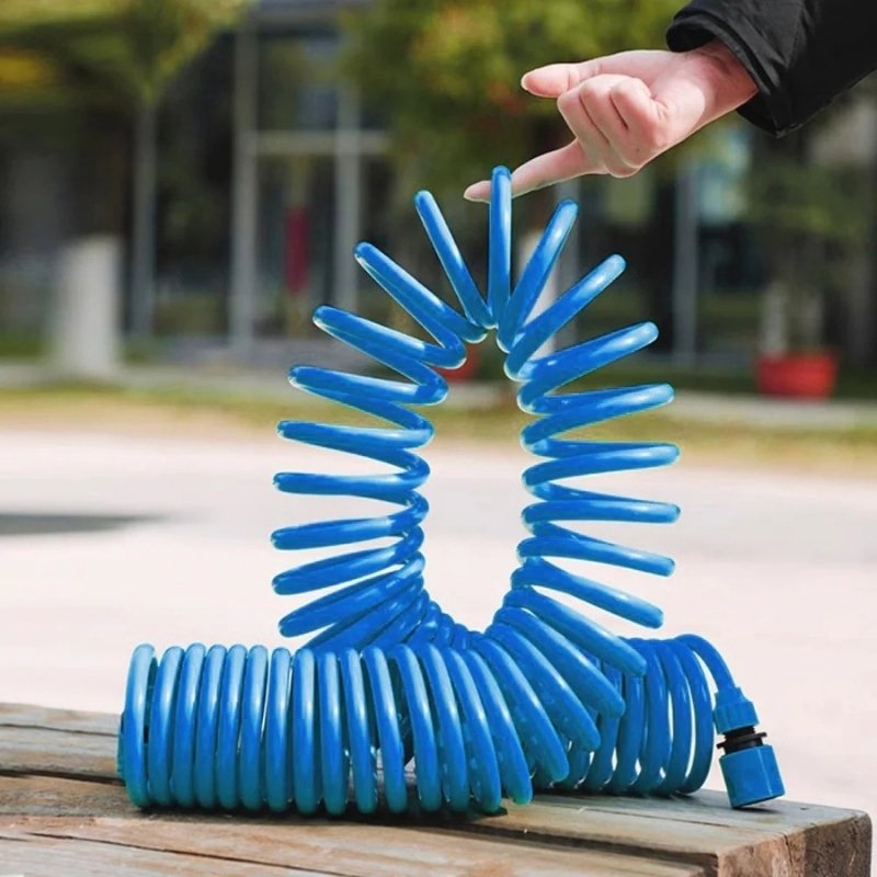Expanderbar vattenslang med spiraldesign