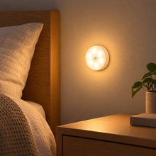 Ljuspuck med rörelsesensor och USB-laddning
