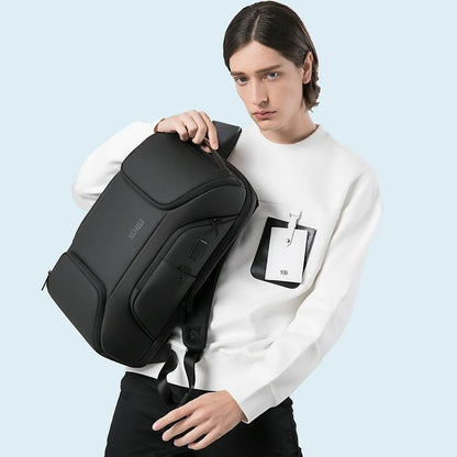 Premium reseryggsäck med laptopfack och USB-port