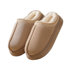Tofflor i mocka med mysig insida Beige