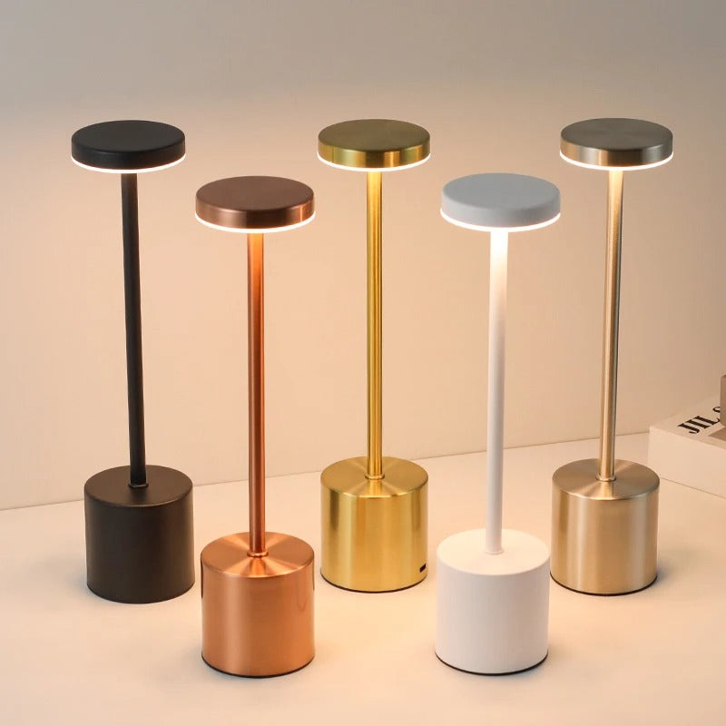 Modern skrivbordslampa uppladdningsbar